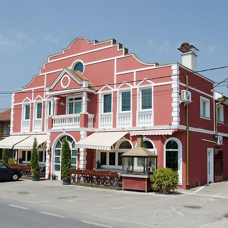 Hotel Drumski Raj Svilajnac Exterior photo